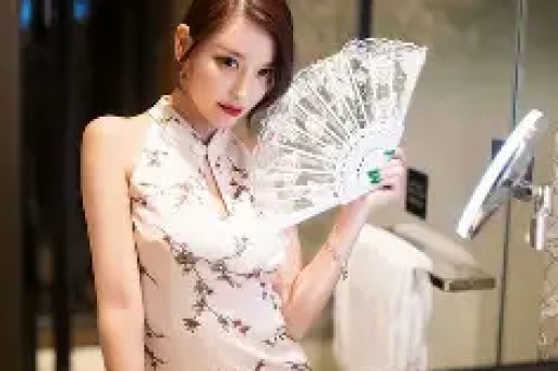旺仔小乔翻车实录：900多块看面具网红演唱会割韭菜新姿势！