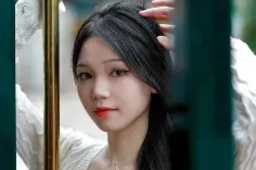 大批明星求工作他反倒最忙“明星界的蜜雪冰城”朱之文给内娱上了一课